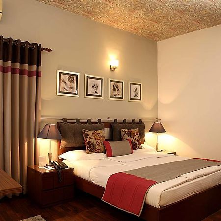 Hotel Ahuja Residency Golf Links Nowe Delhi Zewnętrze zdjęcie