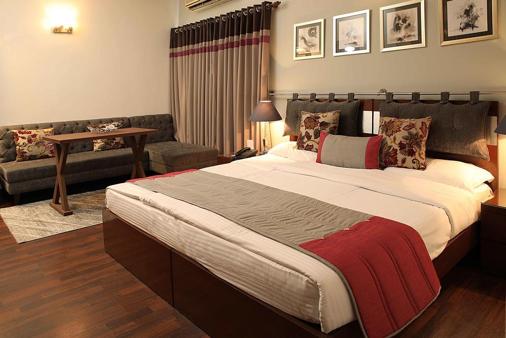 Hotel Ahuja Residency Golf Links Nowe Delhi Zewnętrze zdjęcie