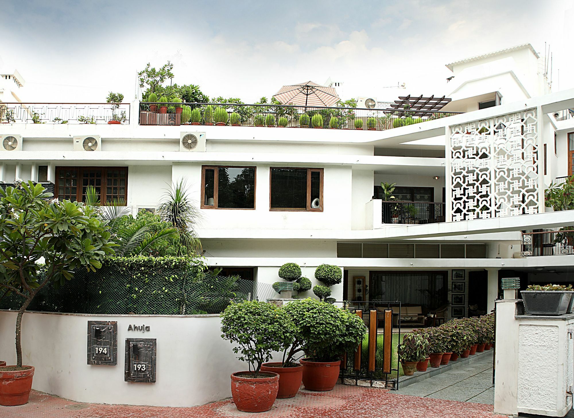 Hotel Ahuja Residency Golf Links Nowe Delhi Zewnętrze zdjęcie
